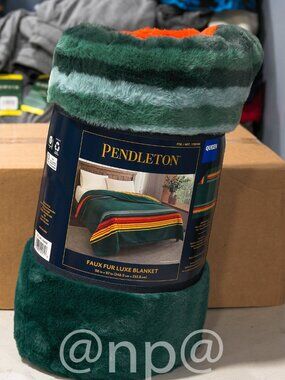 Pendleton Faux Fur Luxe Blanket